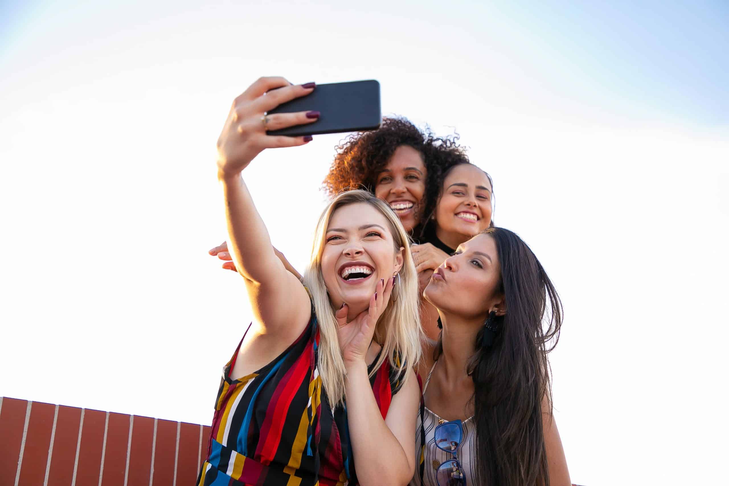 Chaturbate'S Influence On Instagram - 2fp42je