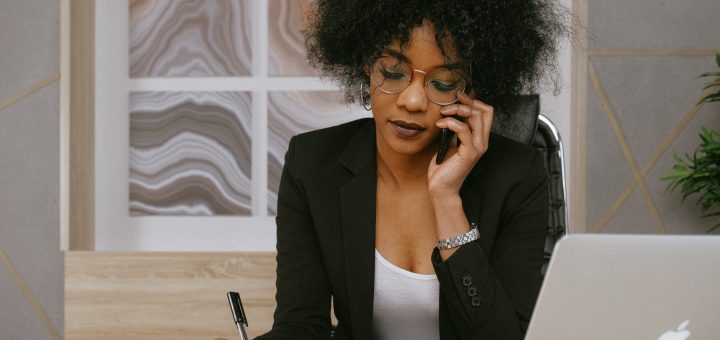 Assistant en appel d'offre