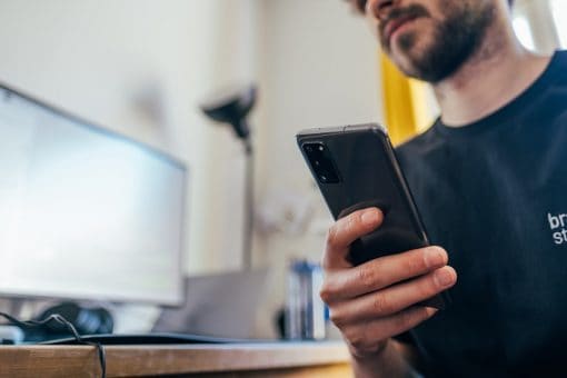 Comment devenir réparateur en éléectroménager, pour smartphones ou en informatique ? Tous les conseils WikiCréa