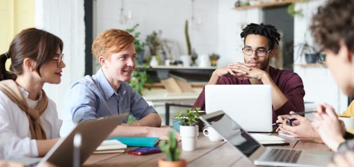 Plan Indépendants : tout savoir sur les nouvelles mesures du gouvernement français